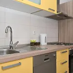 Awesome In Okrug Gornji Appartamento