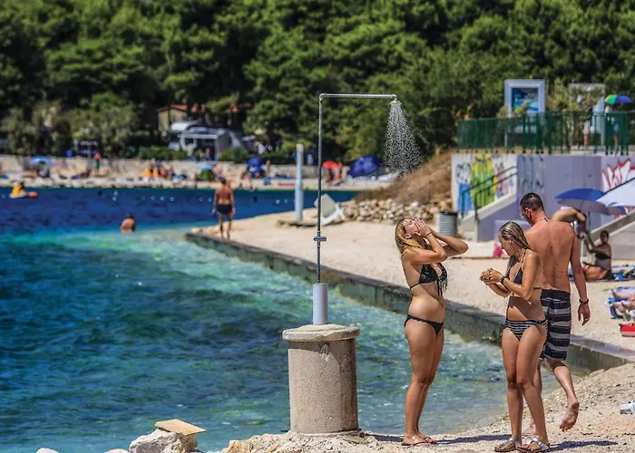 Awesome In Okrug Gornji *
